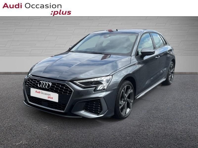 Gris Utilisé 2023 Audi A3 Sportback S-Line Berline | 32 900 € (Prix juste) - Image 1/3