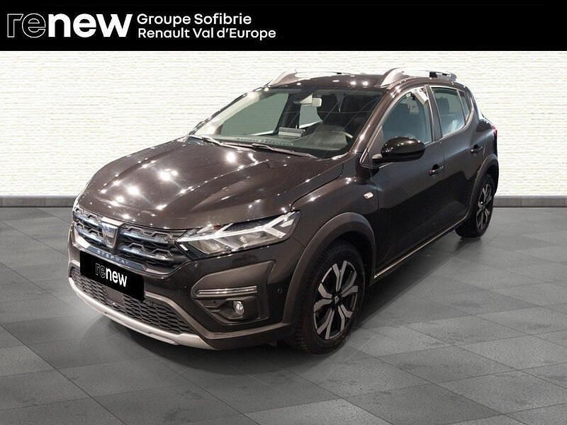 Noir Utilisé 2021 Dacia Sandero Comfort Citadine | 13 490 € (Prix juste) - Image 1/4