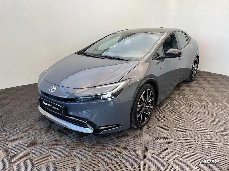 Gris Utilisé 2024 Toyota Prius Design Citadine | 32 990 € (Prix juste) - Image 1/4