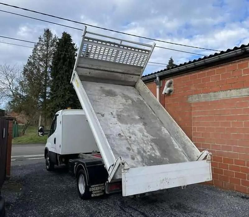 Blanc Occasion 2020 Iveco Daily Van | 29 990 € (Super prix) - Image 1/4