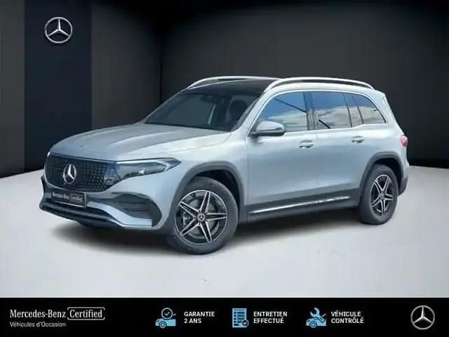 Argent Utilisé 2025 Mercedes EQB250+ AMG line SUV | 51 990 € (Prix assez cher) - Image 1/4