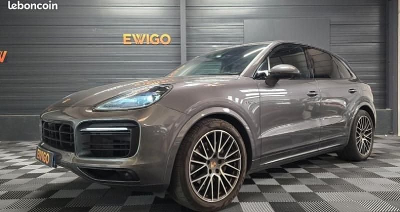 Utilisé 2021 Porsche Cayenne Platinum Edition SUV | 76 990 € (Prix cher) - Image 1/4