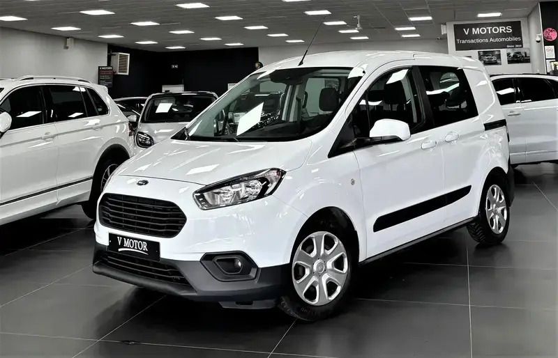 Blanc Utilisé 2019 Ford Transit Limited Break | 13 990 € (Prix juste) - Image 1/4