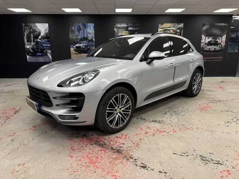 Utilisé 2014 Porsche Macan Turbo SUV | 43 990 € (Prix assez cher) - Image 1/4