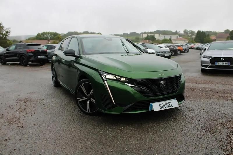 Vert Utilisé 2022 Peugeot 308 GT Berline | 24 990 € (Prix cher) - Image 1/4