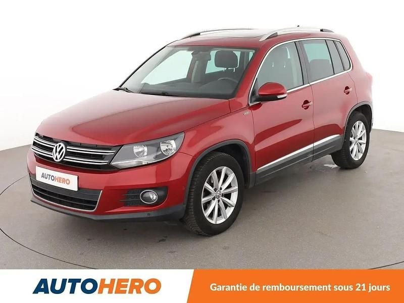 Rouge Utilisé 2015 VW Tiguan LOUNGE SUV | 15 390 € (Prix juste) - Image 1/2