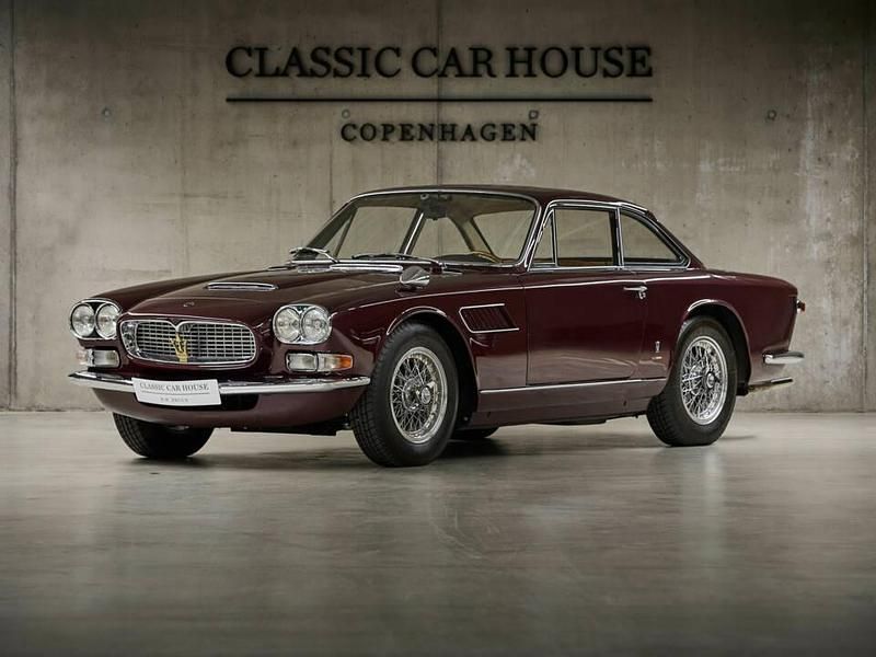 Rouge Utilisé 1966 Maserati Sebring Coupé | 215 000 € - Image 1/4