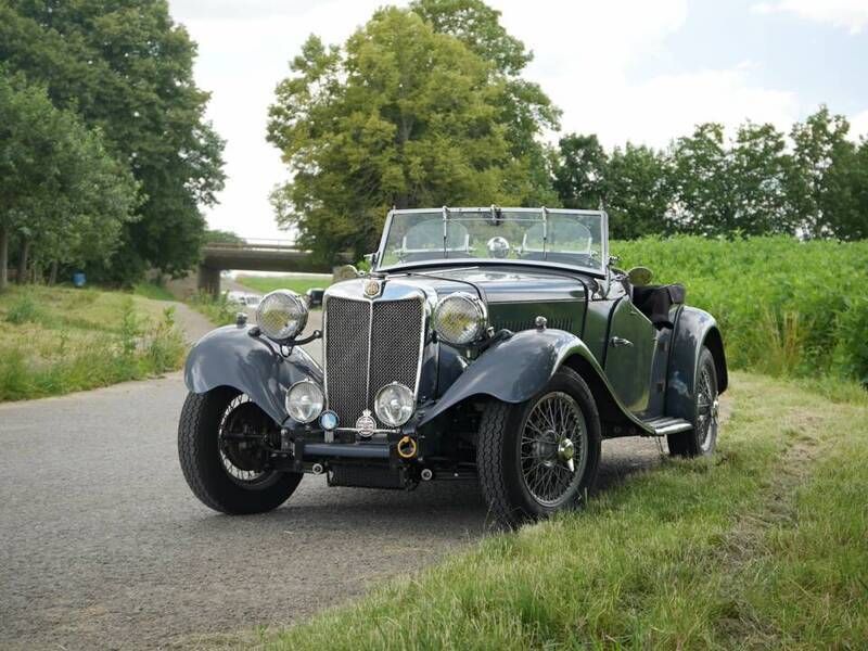 Occasion MG TD 54 ch (39 kW) 1953 Gris Cabriolet