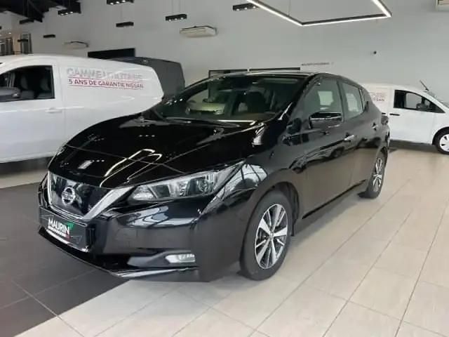 Noir Utilisé 2022 Nissan Leaf Acenta Citadine | 13 990 € (Prix juste) - Image 1/4