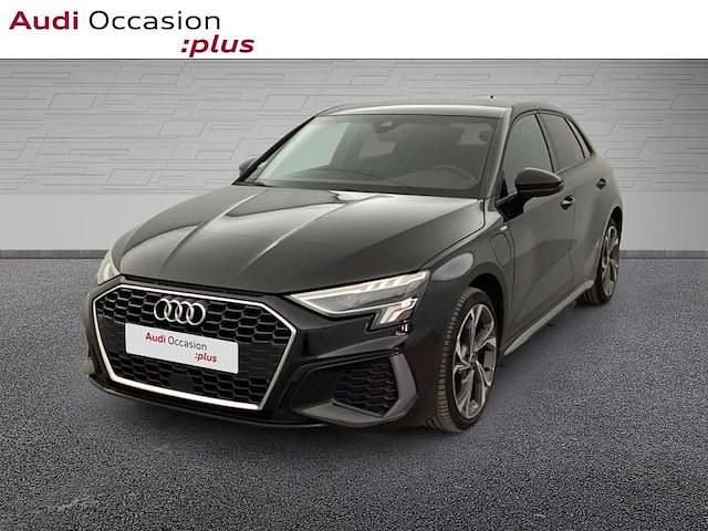 Noir mythic métallisé Utilisé 2021 Audi A3 Sportback e-tron S-Line Berline | 26 332 € (Prix juste) - Image 1/4
