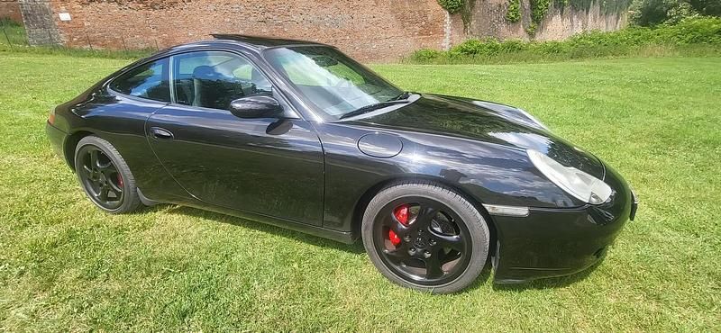 Noir Occasion 1998 Porsche 911 Carrera Coupé | 28 990 € (Prix assez cher) - Image 1/4