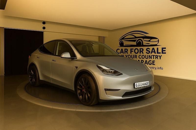 Gris Utilisé 2022 Tesla Model Y SUV | 29 000 € - Image 1/1