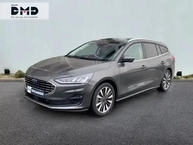 Gris magnetic métallisé Utilisé 2024 Ford Focus Business Edition Break | 23 990 € (Prix cher) - Image 1/4