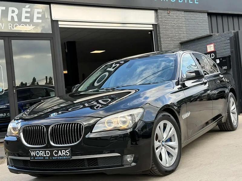 Noir Utilisé 2010 BMW 730 Sport Line Berline | 14 990 € - Image 1/4