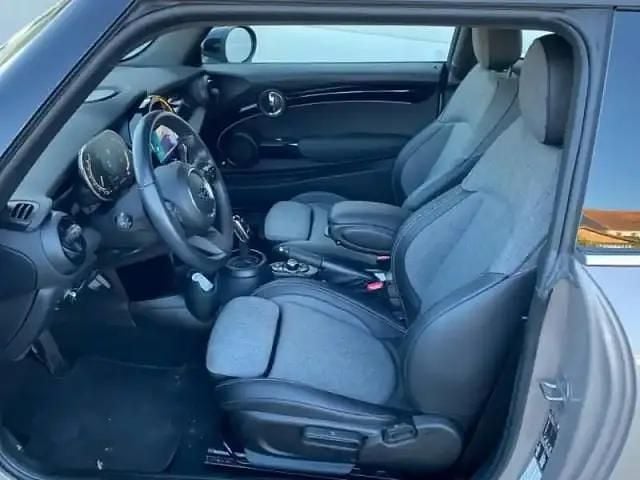 Occasion Mini Cooper 137 ch (100 kW) 2022 Couleur assortie Citadine