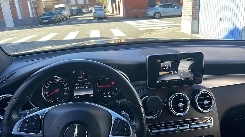 Utilisé 2016 Mercedes GLC250 AMG line SUV | 27 500 € (Prix cher) - Image 1/4