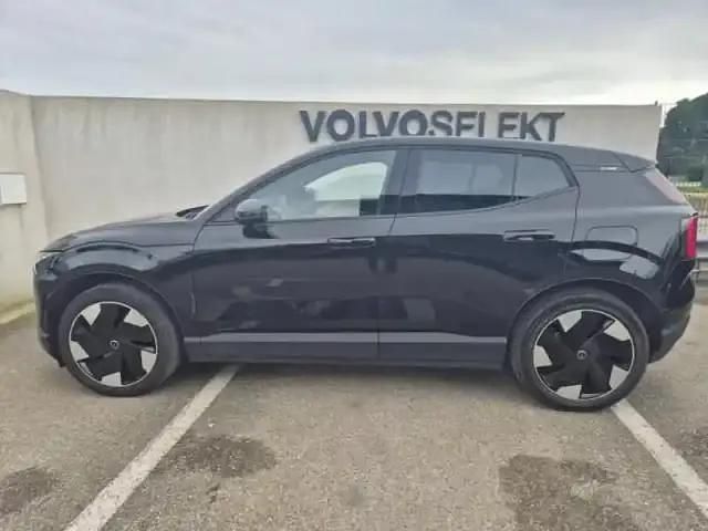 Occasion Volvo EX30 Plus 200 kW (272 ch) 2024 Noir onyx métal SUV