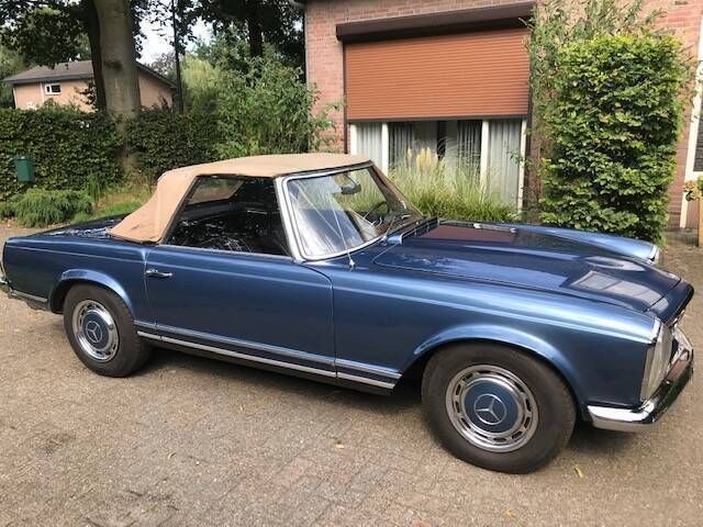 Bleu Utilisé 1964 Mercedes 230 Cabriolet | 27 000 € - Image 1/4