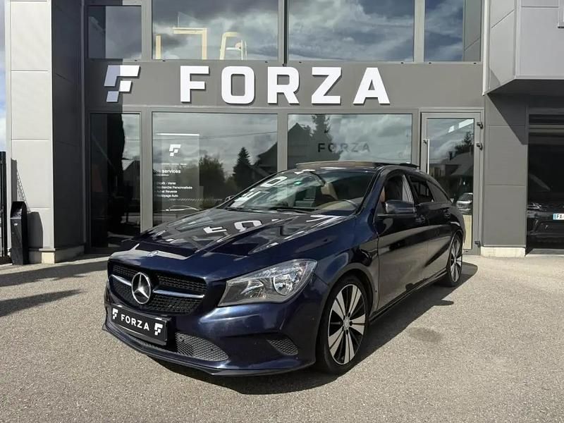 Bleu Occasion 2016 Mercedes CLA200 Shooting Brake Break | 11 990 € (Prix cher) - Image 1/4