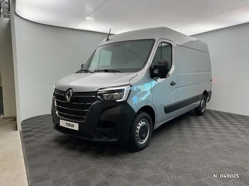 Gris Occasion 2024 Renault Master Berline | 31 990 € (Prix juste) - Image 1/4