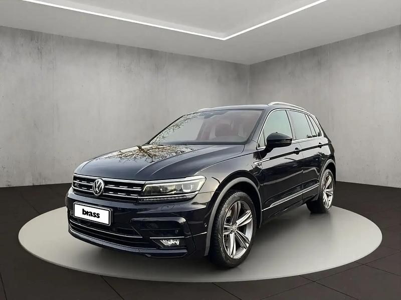 Noir Utilisé 2018 VW Tiguan Highline SUV | 27 400 € (Prix assez cher) - Image 1/4