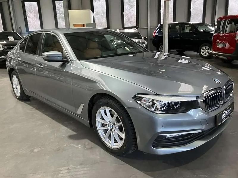 Gris Occasion 2019 BMW 520 Berline | 26 990 € (Prix juste) - Image 1/4