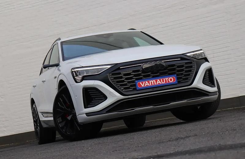 Blanc Occasion 2023 Audi Q8 e-tron S-Line SUV | 57 950 € - Image 1/4