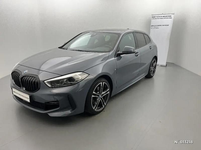 Gris Utilisé 2022 BMW 118 M Sport Citadine | 27 990 € (Prix assez cher) - Image 1/3