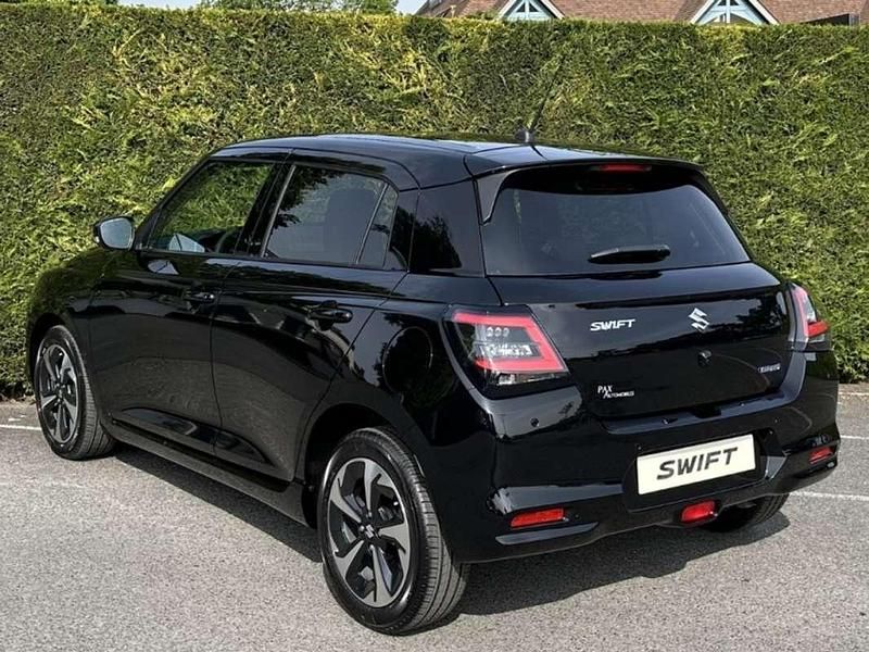 Nouvelle Suzuki Swift 84 ch (61 kW) 2025 Noir Berline