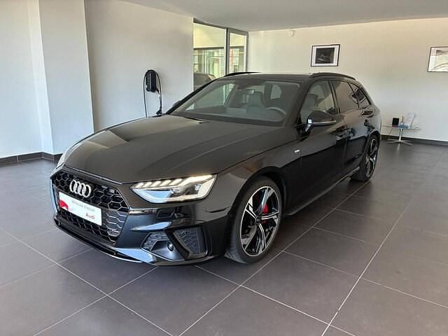 Noir mythe métallisé Utilisé 2023 Audi A4 S-Line Break | 48 117 € - Image 1/4