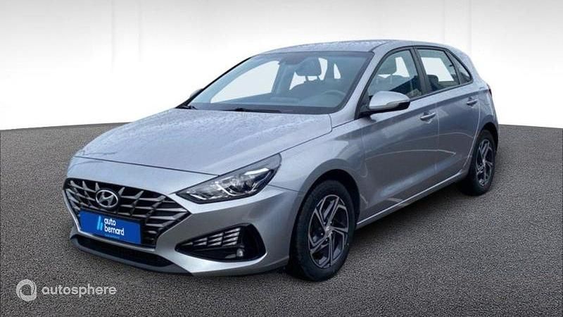 Gris Utilisé 2022 Hyundai i30 Berline | 17 990 € - Image 1/4
