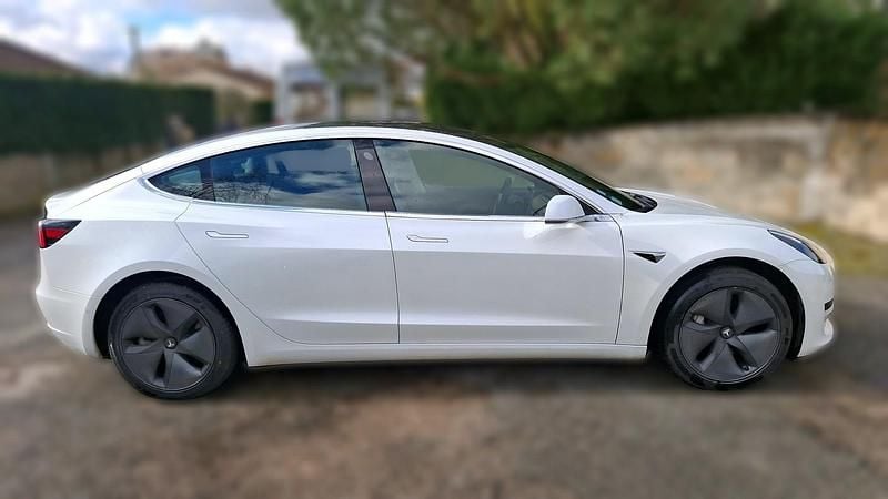 Occasion Tesla Model 3 Standard Range Plus 202 kW (275 ch) 2019 Blanc Berline