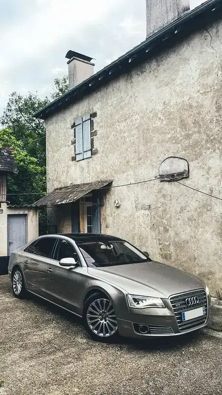Utilisé 2011 Audi A8L W12 Berline | 48 500 € - Image 1/4