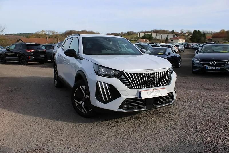 Blanc Nouvelle 2025 Peugeot 2008 Allure SUV | 21 500 € (Prix juste) - Image 1/4
