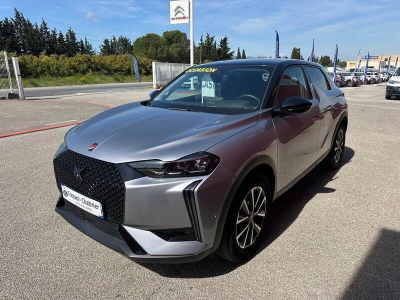 Gris Utilisé 2024 DS Automobiles DS3 Crossback Performance SUV | 24 070 € (Prix juste) - Image 1/3