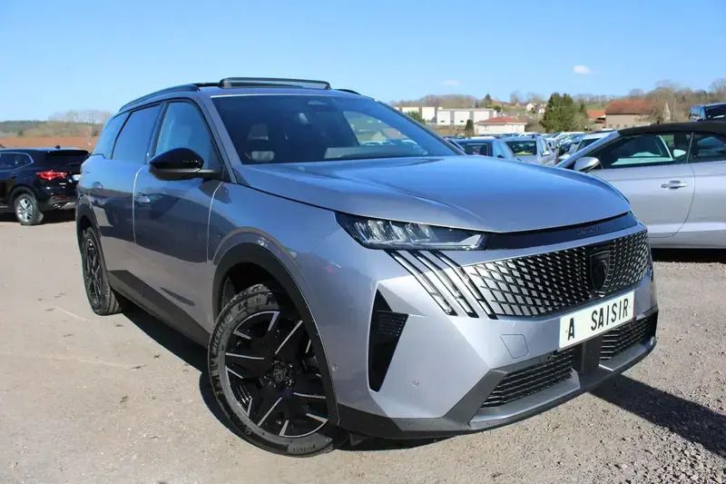 Gris Nouvelle 2025 Peugeot 5008 Allure Monospace | 36 900 € (Prix juste) - Image 1/4