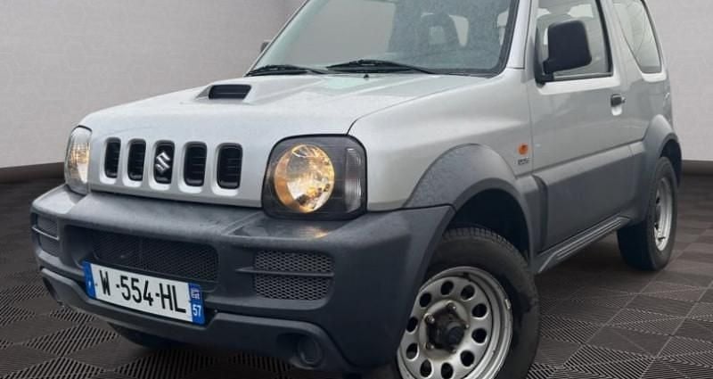 Gris Occasion 2009 Suzuki Jimny SUV | 9 999 € - Image 1/4