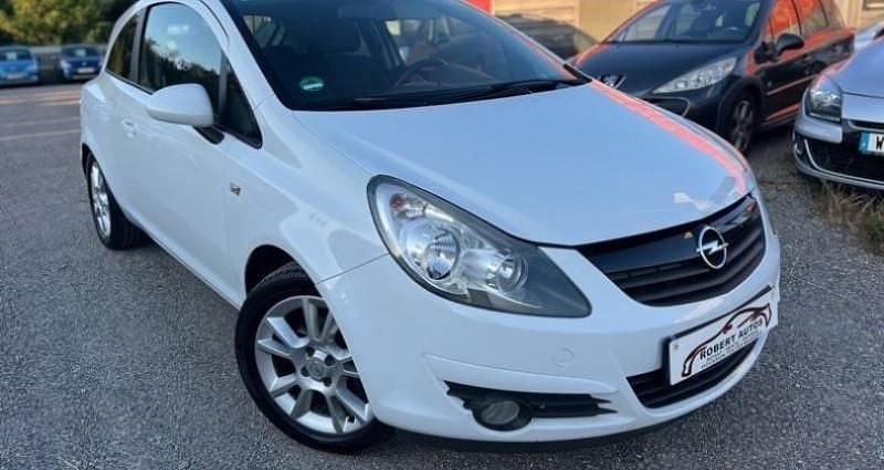 Blanc Occasion 2010 Opel Corsa Sport Citadine | 3 890 € (Prix juste) - Image 1/4