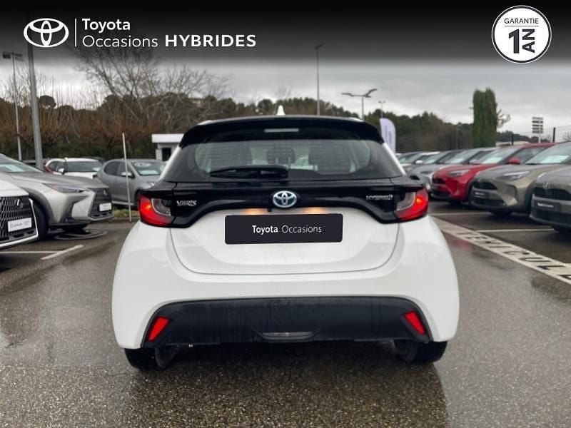 Occasion Toyota Yaris Hybrid 92 ch (67 kW) 2023 Blanc Berline