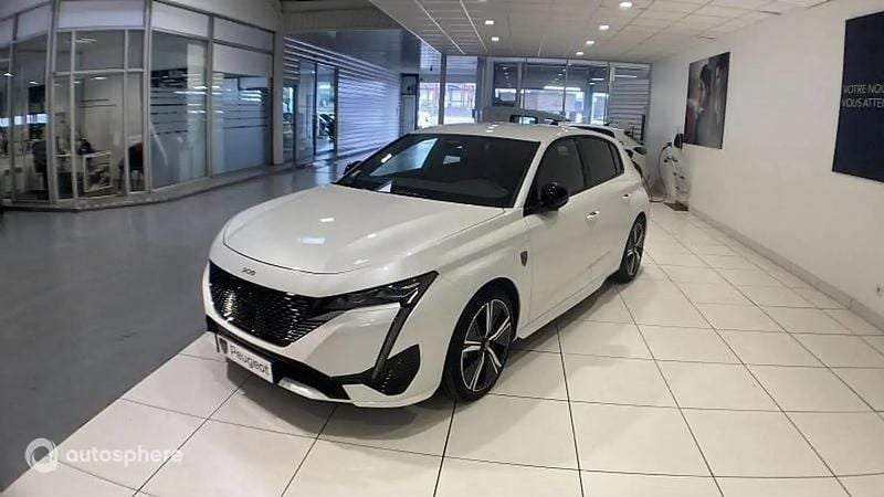 Blanc Utilisé 2022 Peugeot 308 GT Berline | 19 999 € (Prix juste) - Image 1/4