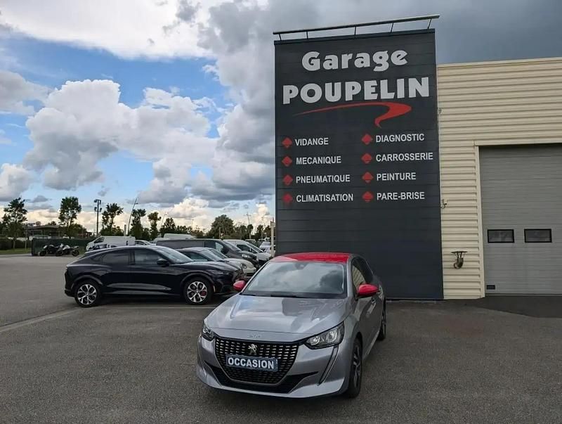 Gris Utilisé 2023 Peugeot 208 Allure Citadine | 16 490 € (Prix juste) - Image 1/4