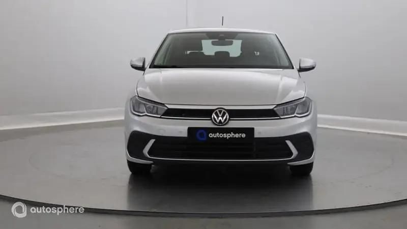 Image 2/4