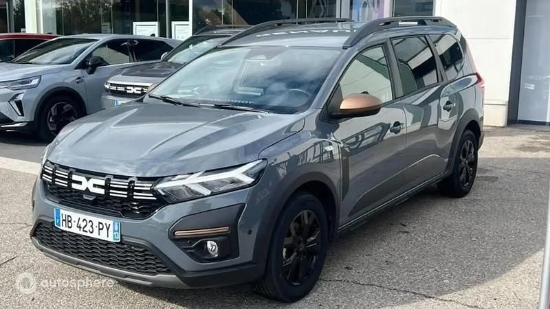 Gris Utilisé 2025 Dacia Jogger Extreme Monospace | 21 490 € (Prix juste) - Image 1/4