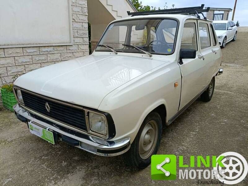 Blanc Utilisé 1976 Renault R6 Berline | 2 490 € - Image 1/4