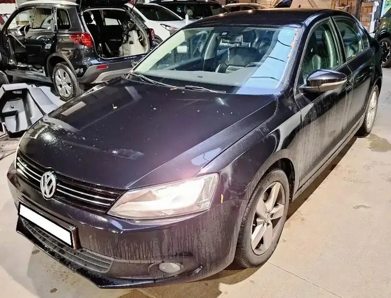 Noir Utilisé 2013 VW Jetta Berline | 11 990 € - Image 1/4