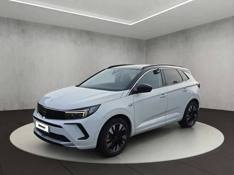 Blanc Utilisé 2023 Opel Grandland X Elegance SUV | 27 450 € - Image 1/4