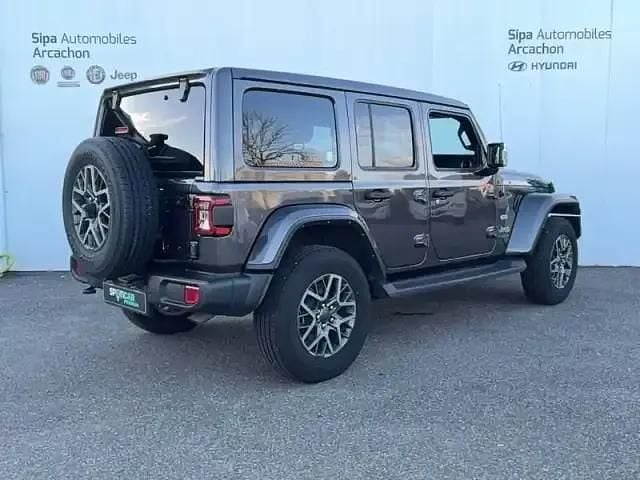 Gris Occasion 2022 Jeep Wrangler Unlimited Overland SUV | 52 990 € (Bon prix) - Image 1/3