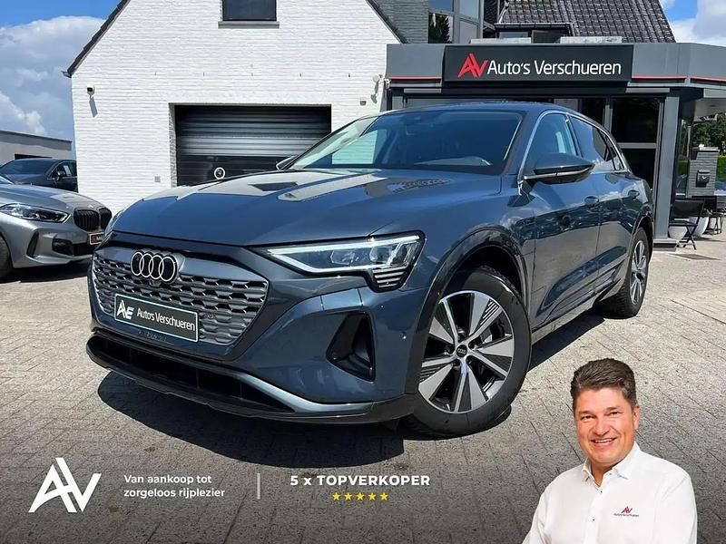 Bleu Utilisé 2023 Audi Q8 e-tron Advanced Plus SUV | 44 490 € - Image 1/4