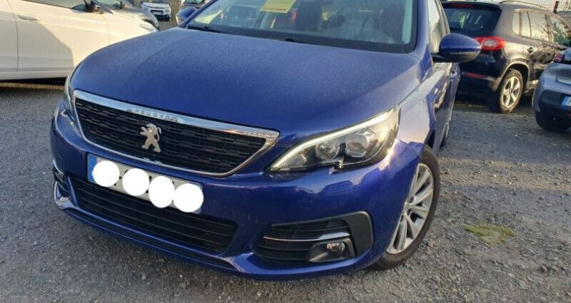 Utilisé 2019 Peugeot 308 Style Berline | 10 990 € (Prix juste) - Image 1/4