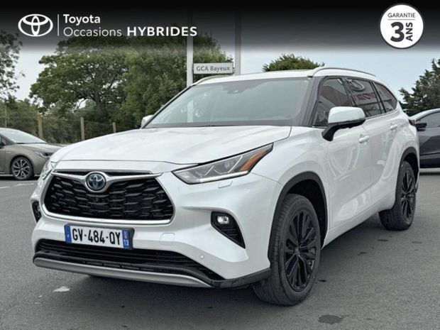 Noir Nouvelle 2024 Toyota Highlander Lounge SUV | 65 980 € (Prix juste) - Image 1/4
